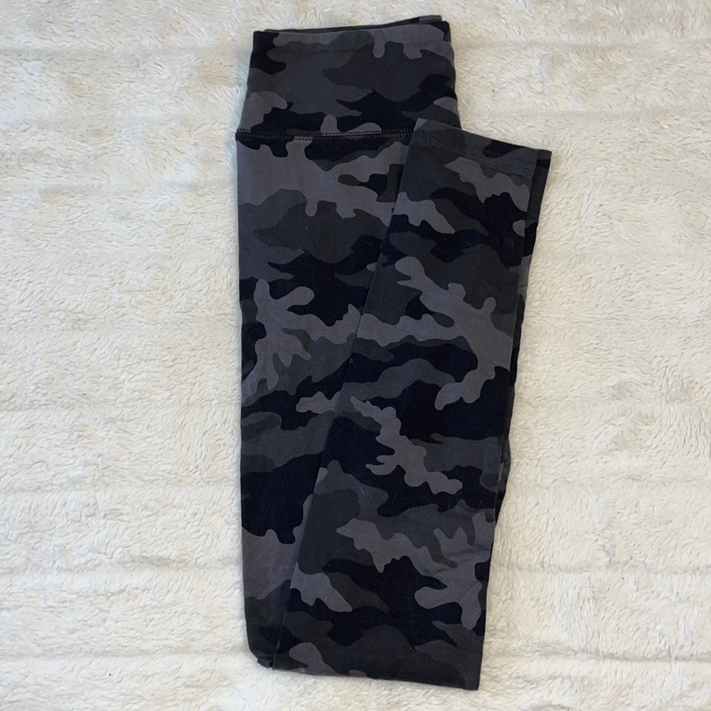 Camo Leggings - size XS